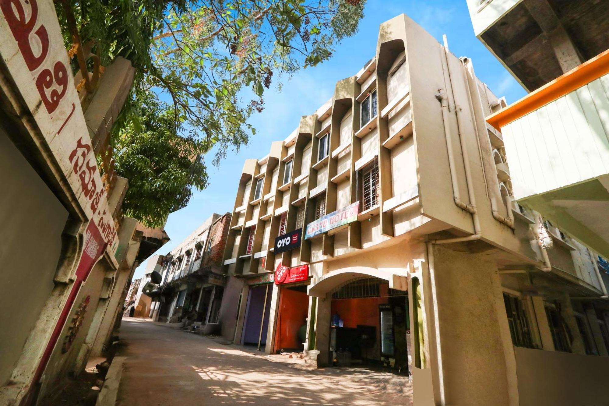 Hotel O Grand Hotel And Lodge Sangareddy Exterior photo